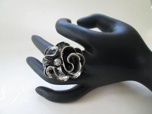 Large Ruffled Silvertone + Black  Metal Ring w/ One Rhinestone / Heavy  - Picture 1 of 4