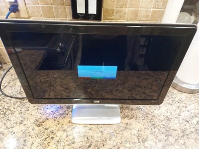 NICE!! HP 2009M 20" FV583A 1600 x 900 Widescreen Glossy Monitor - Image 1 of 4