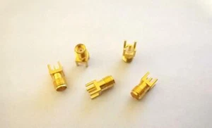 Quantità 5 pz Molex 0733910060 Presa SMA Femmina 50 Ohm Filettata Oro T/H - Foto 1 di 2