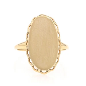 Yellow Gold Signet Ring - 10k Oval Scallop Engravable - Picture 1 of 9