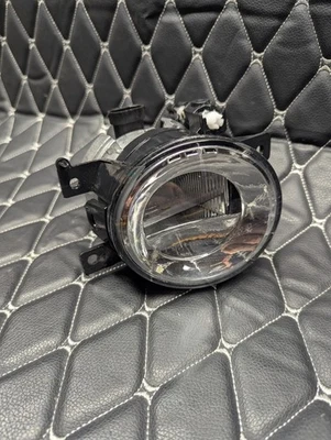 Lámpara de parachoques LED antiniebla para conductor izquierdo 14-18 Infiniti Q50/16-19 QX60 CAPA NOB Foto 1 de 4
