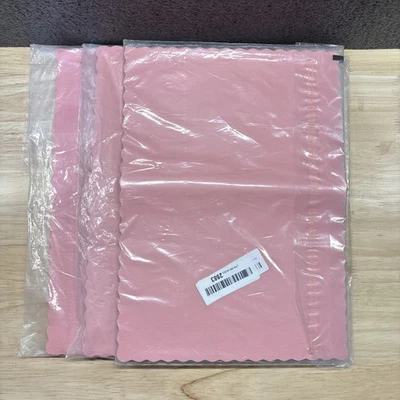 HFM310525 Scalloped Edge Placemats Dusty Rose, 9.5” L x 13.5"W | 50/Case 3 Cases - Image 1 of 3