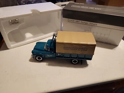 Camión de carga GMC First Gear 1998 1/34 1958 modelo fundido a presión 19-0014 nuevo en caja Foto 1 de 4