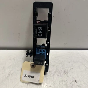 VW AUDI SEAT SKODA RELAY HOLDER BRACKET WITH RELAYS 1K2937503A - Picture 1 of 16