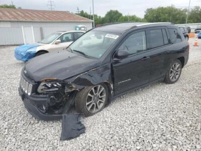 Alternador usado compatible con: Jeep Compass 2014 grado A Foto 1 de 4