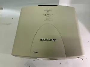 Proyector Mitsubishi WD3300U 4000 lúmenes DLP 1299 horas de lámpara *sin control remoto* - Imagen 1 de 13