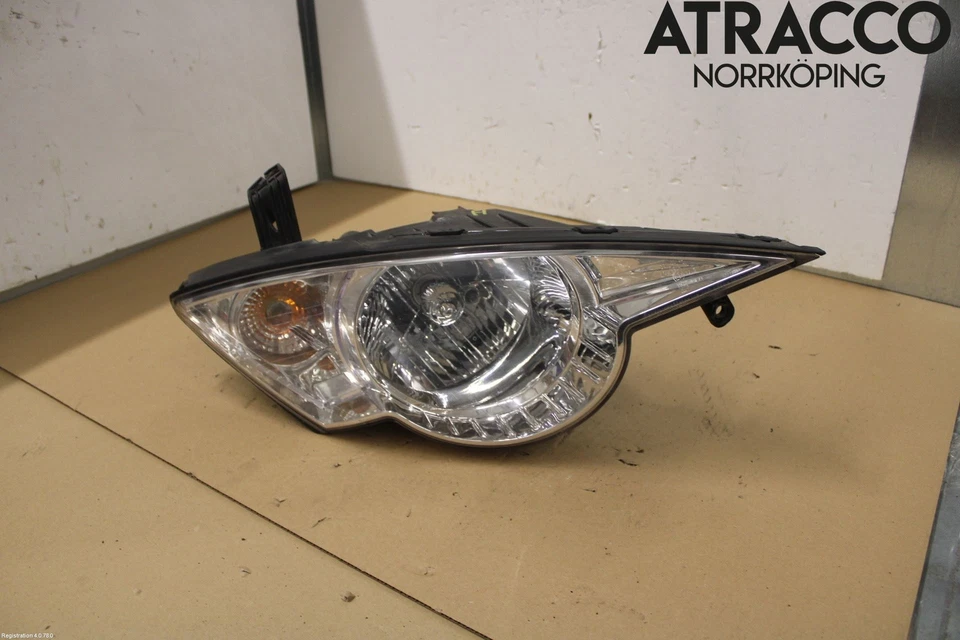 ORIGINAL Scheinwerfer rechts SSANGYONG ACTYON SPORTS I (QJ)  2007 - Bild 1 von 3