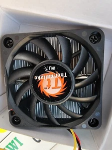 New Thermaltake M.I.T AMD K-7 Fan 1U - Picture 1 of 4