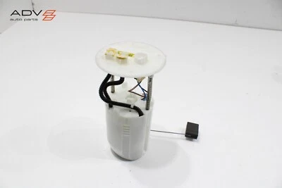 Toyota Sequoia 2008-2022 motor 5,7 L tanque de combustible unidad bomba OEM Foto 1 de 4