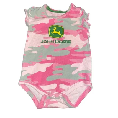 Tractor John Deere 6-9 meses bebé camuflaje una pieza manga corta camuflaje rosa Foto 1 de 4