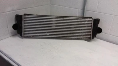 Mercedes Sprinter Van 3500 2016 Intercooler 708126 OEM PN # A9065010201 Foto 1 de 4