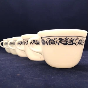Pyrex Tea/Coffee Cups/Mugs Old Town Blue 5pc Set 1972-1982 Made in USA 8oz - Picture 1 of 8