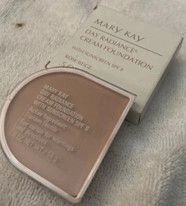 Mary Kay Day Radiance Cream Foundation ***ROSE BEIGE*** *Free Shipping* - Picture 1 of 3