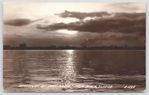 Postcard RPPC, Moonlight On Lake Worth, Palm Beach Florida Posted 1941 - Picture 1 of 2