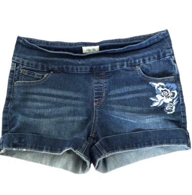 Per Se Denim Shorts With Floral Embroidery Elastic Waist Size Large - Image 1 of 4