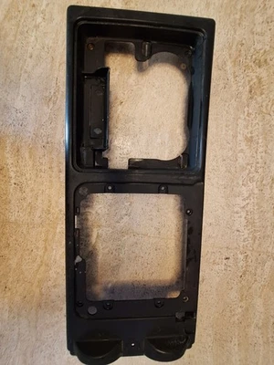 03-07 HUMMER H2 OEM UPPER CENTER CONSOLE TRIM PANEL - Image 1 of 2