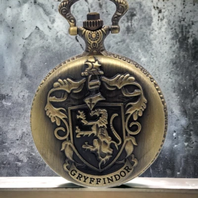 Harry Potter Gryffindor NEW Gift Pocket Watch Hogwarts House Wizard - Image 1 of 4