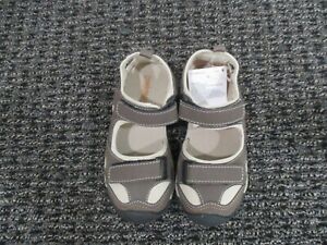 New with Tags Gymboree Unisex toddler sandal, sizes 11 and 12, Brown/tan