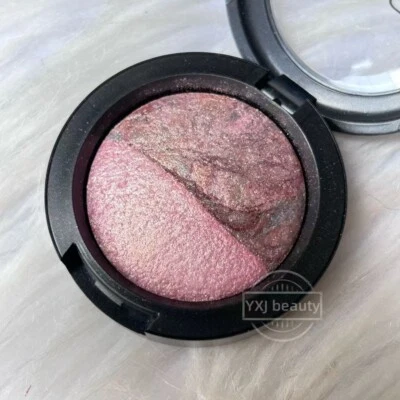 MAC Mineralize Eyeshadow~Pink Split~Full Size 2.2 g~Discontinued Rare~New - Image 1 of 4