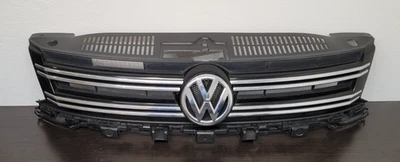 Parachoques delantero Volkswagen Tiguan VW 2012-2017 parrilla superior negro 5N0853653F OEM Foto 1 de 4