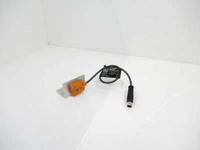 Efector Ifm O7P200 Retro-Reflective Sensor - Image 1 of 4