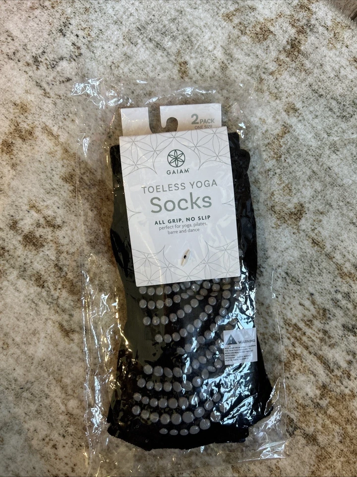 Gaiam Toeless 2 PR Yoga Socks One Size Fits Most Black With Rubber Grips