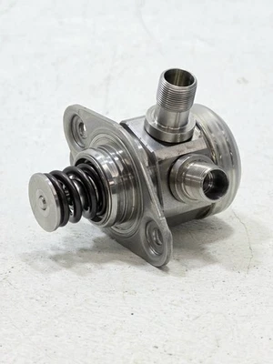 2014 Mercedes-Benz GL450 X166 High Pressure Fuel Pump OEM - Image 1 of 4