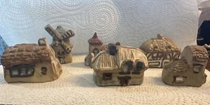 Tremar Pottery UK Village House Cottage Miniatura Estatuilla Pueblo Lote de 6 - Imagen 1 de 9