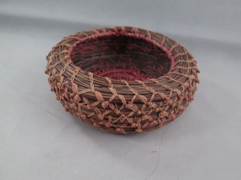 Woven Reed Basket Small Stained Pink Rose 5 In Diam Sweet Boho Vintage Cover