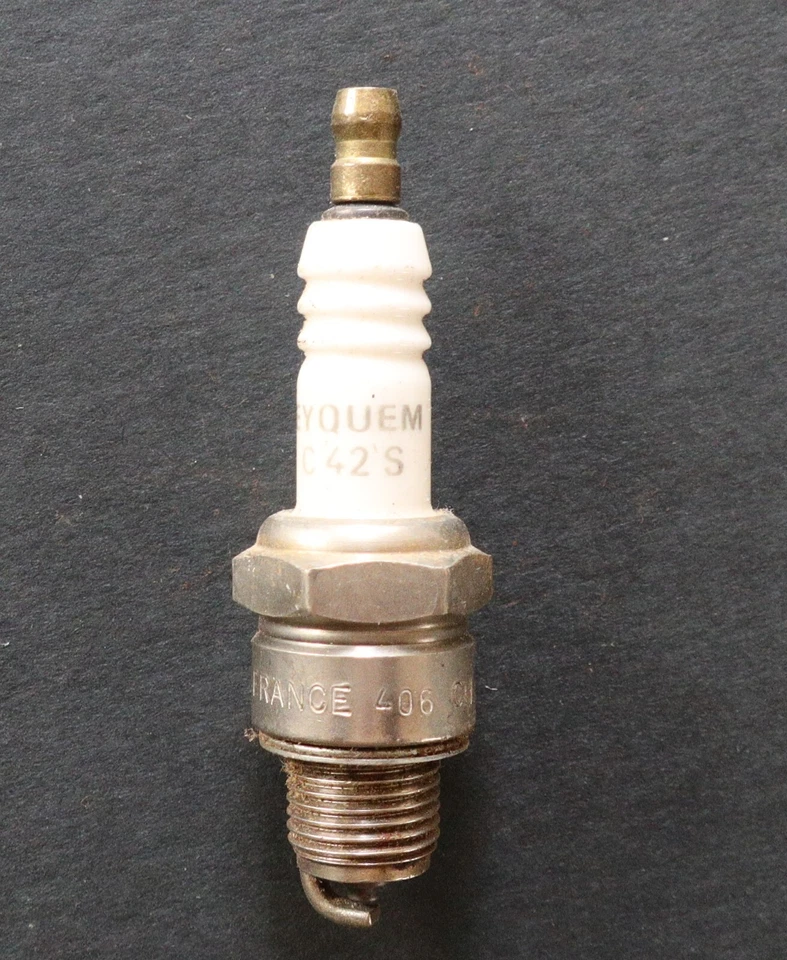 Ancienne bougie EYQUEM C42S old spark plug candella bujía Tennpluggen - Image 1 of 1