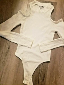 Women sz S/M cold shoulder ribbed mock neck white long sleeve thong bodysuit top - Picture 1 of 4