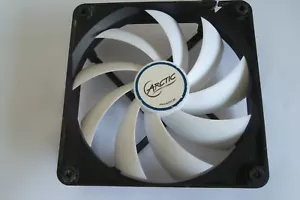 PC cooling fan Cooler Arctic 120mm x 120mm DC 12V Pre-Owned - Picture 1 of 2