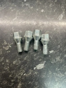 GENUINE VAUXHALL ASTRA CORSA TIGRA ZAFIRA WHEEL BOLTS X 4 93173882 LZO37 - Picture 1 of 3