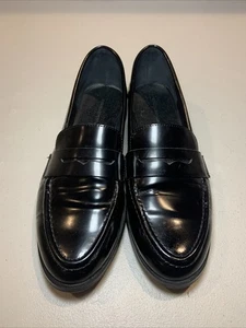 Banana Republic Black Slip On Loafers Women Size 7 [P1] - Picture 1 of 8