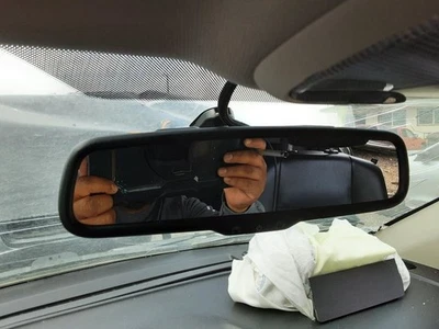 OEM Rear View Mirror  Automatic Dimming With Microphone Fits 10-17 CARAVAN 12761 Foto 1 de 4