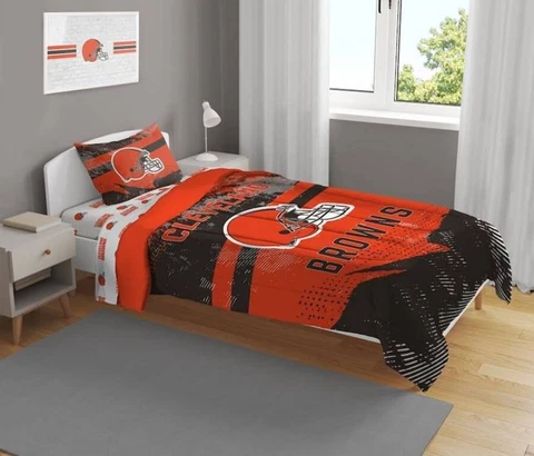 Cleveland Browns NFL Slanted Stripe 4-Piece Twin Bed Set - F49451790 Cover