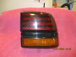 1988-1994 PONTIAC SUNBIRD 2 DOOR GM FACTORY OEM RIGHT TAILLIGHT FREE SHIPPING - Picture 1 of 9