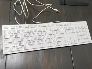 Genuine Dell Multimedia White USB Computer Keyboard Thin Light Excellent Cond. - Picture 1 of 5