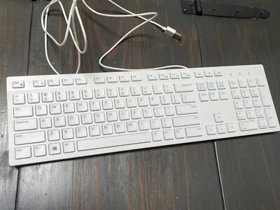 Genuine Dell Multimedia White USB Computer Keyboard Thin Light Excellent Cond. - Image 1 of 4