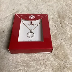 Neu Neu im Karton 18 Zoll Anhänger & Ohrring Set Modeschmuck - Bild 1 von 6