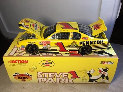 XRARE 1:24 Steve Park #1 PENNZOIL / 2001 LOONEY TUNES MC 400 Die Cast NASCAR - Image 1 of 4