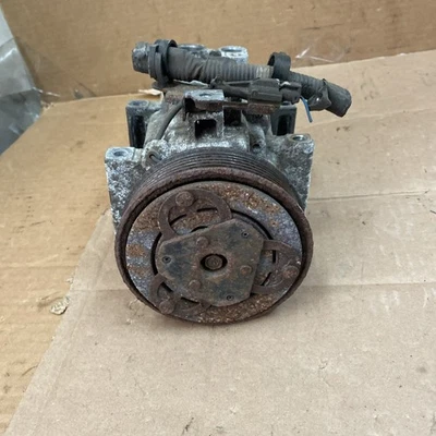 Compresor de aire acondicionado turbo 2009 2010 2011 2012 2013 Forester Xt soporte OEM Foto 1 de 4