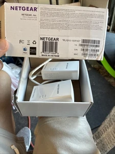 Netgear PL1010-100PAS PowerLINE 1000 Mbps, 1 Gigabit Port Network Adapter VGC - Picture 1 of 3