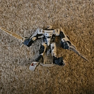 Transformers Dark of the Moon 2011 250228A - Image 1 of 4