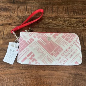NWT Lululemon Curved Wristlet *Manifesto Print Wallet Bag WHT/LURD White Red $58 - Picture 1 of 5