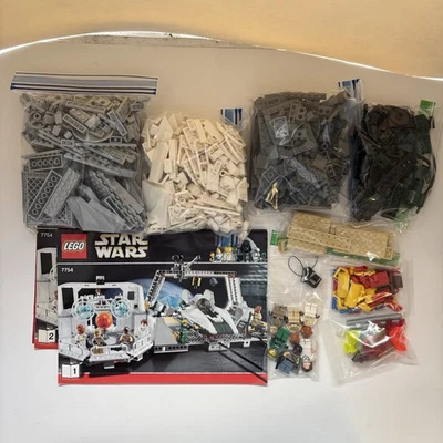 LEGO Star Wars 7754 Home One Mon Calamari Star Cruiser 100% Complete no box - Image 1 of 4