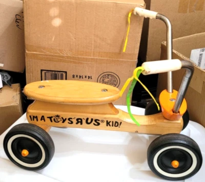 Triciclo de 4 ruedas Toys R' Us vintage años 70 paseo en madera con serpentinas Foto 1 de 2