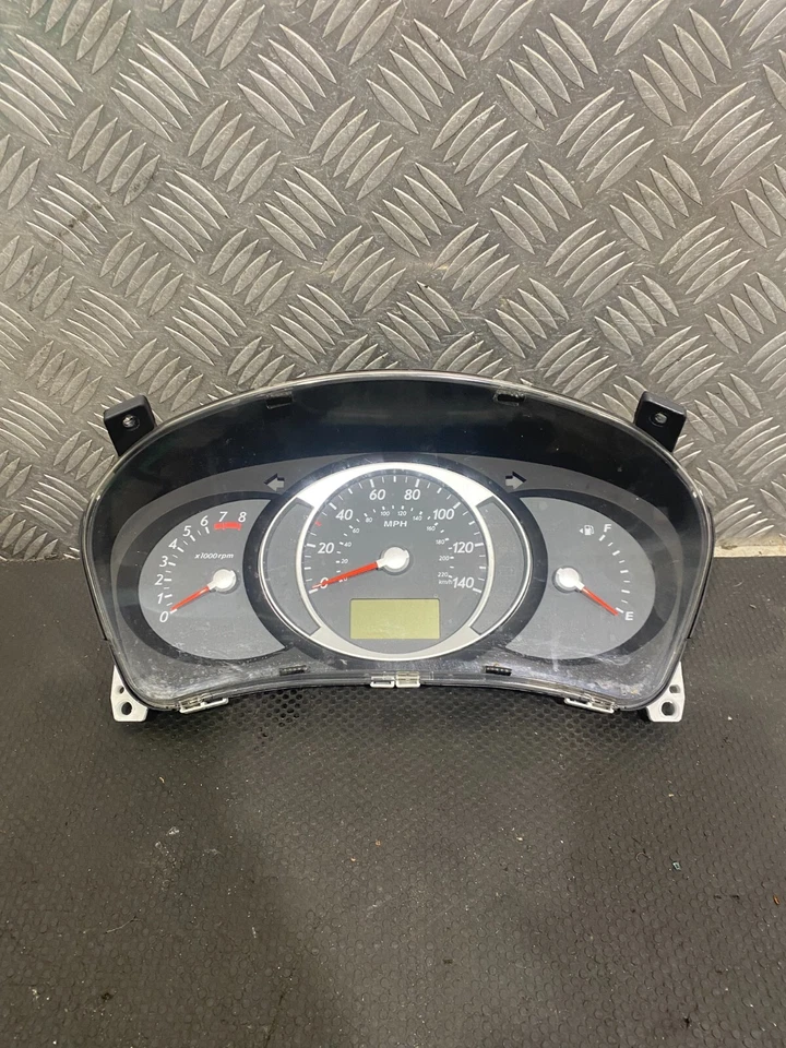Cuadro de instrumentos velocímetro Hyundai Tucson I 2.0 2005 94016-2E630 #9 Foto 1 de 3