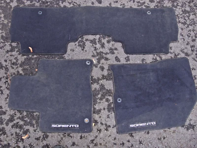 Alfombrillas negras originales OEM 2016-2018 KIA Sorento 2 filas C6014-ADU00 Foto 1 de 4