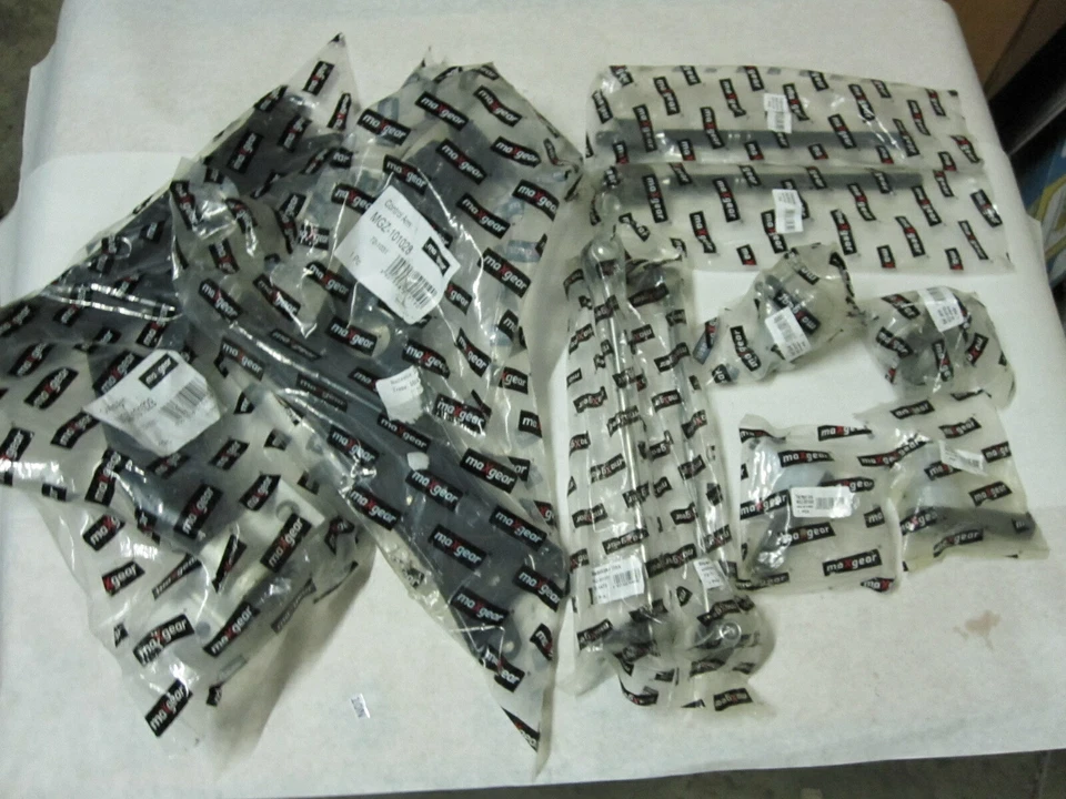 10pc Front Axle Left & Right Control Arms Stabilizer links Tie Rods Ends b joint - Image 1 of 4